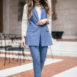 Banana Republic Chambray Lightweight Wool Vest